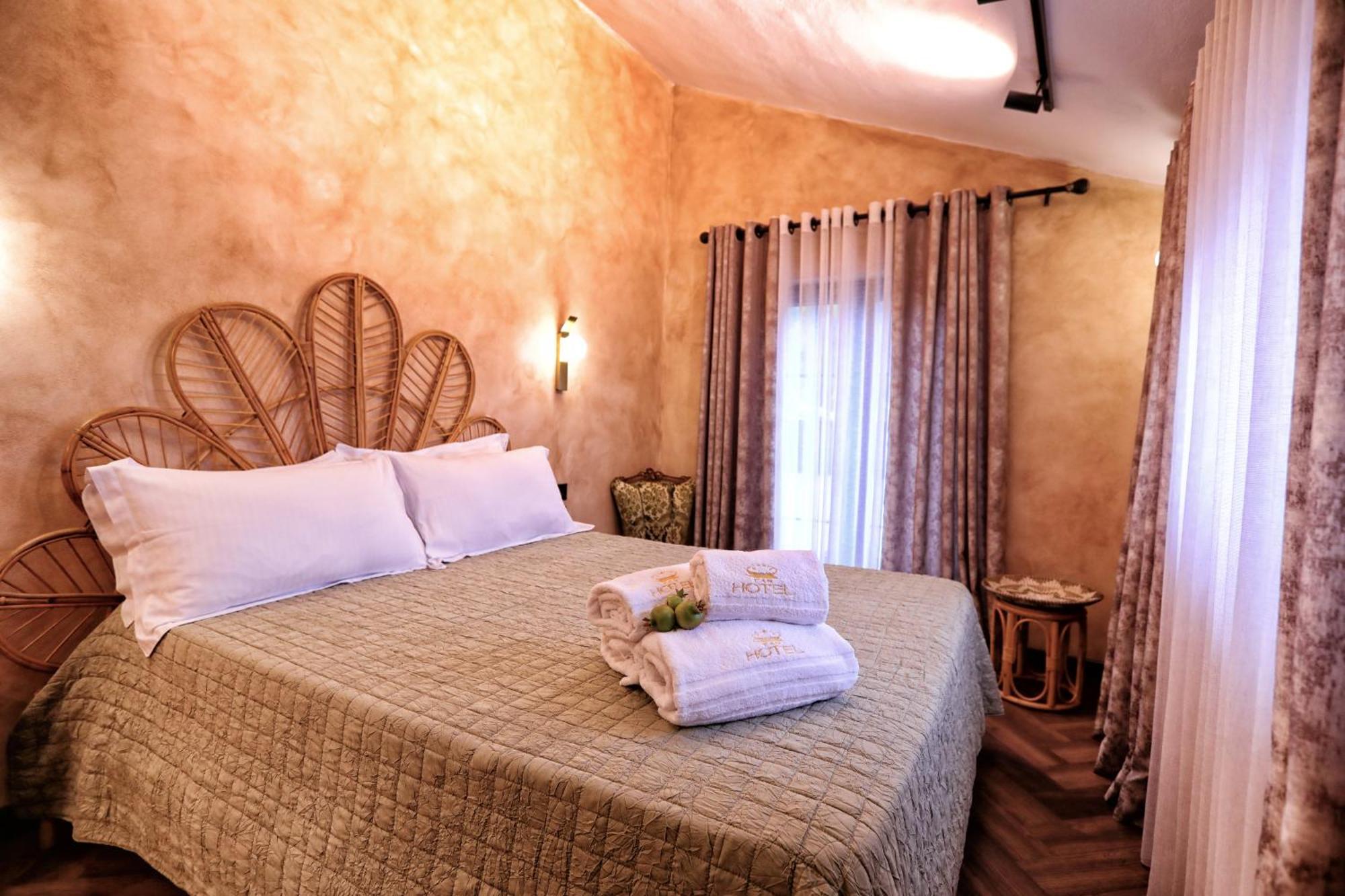 Hotel Labiatan Zogaji Esterno foto